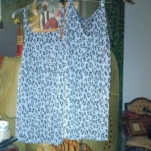 Jolt Gray and Black Leopard Print Top